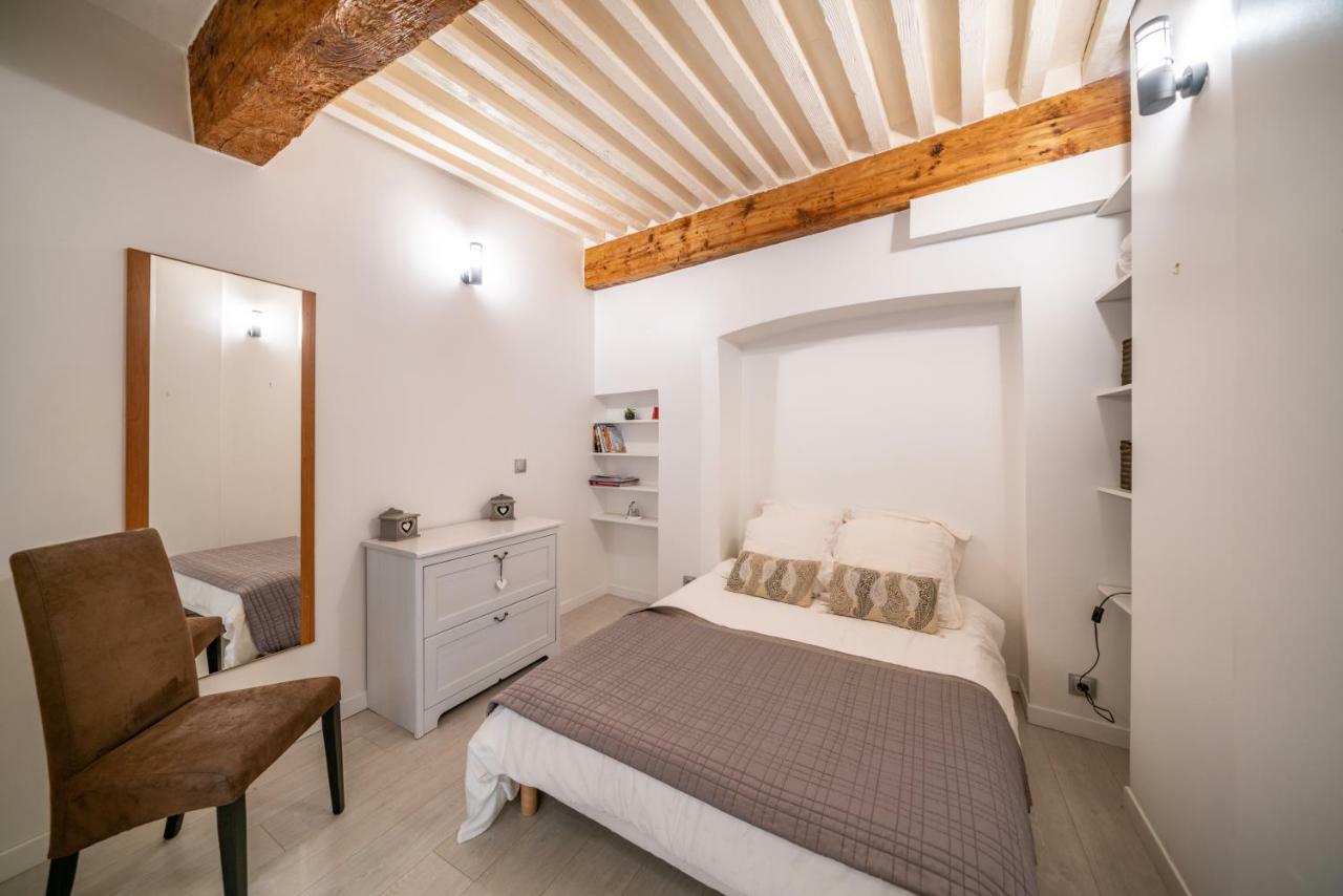 Secret Courtyard Of Annecy Apartment Ngoại thất bức ảnh